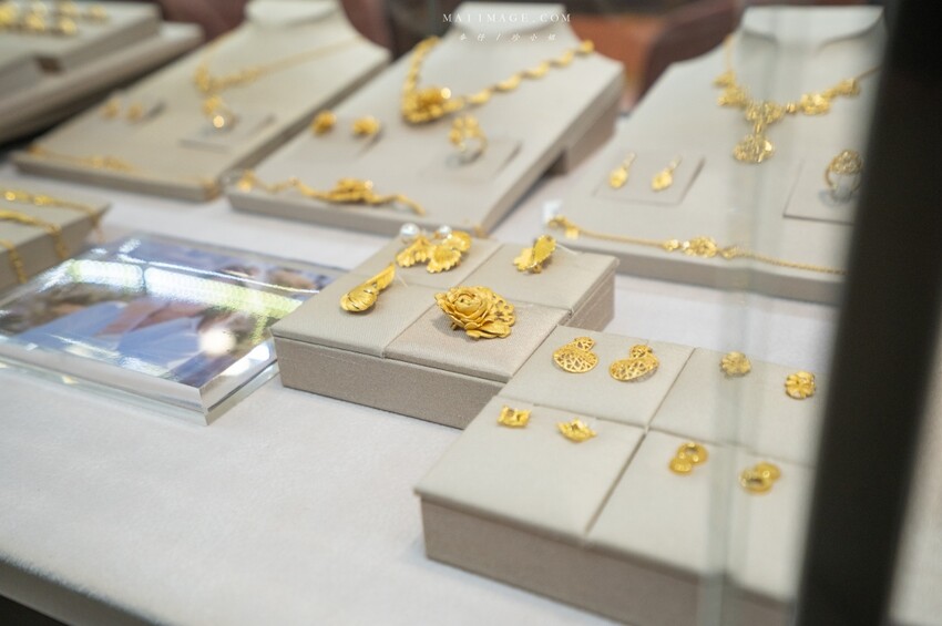 大江國際購物中心Metro walk～桃園青埔必逛購物中心，2023情人節餐廳推薦、桃園賀歲市集一定要帶全家來逛逛