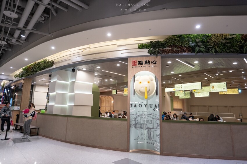 大江國際購物中心Metro walk～桃園青埔必逛購物中心，2023情人節餐廳推薦、桃園賀歲市集一定要帶全家來逛逛