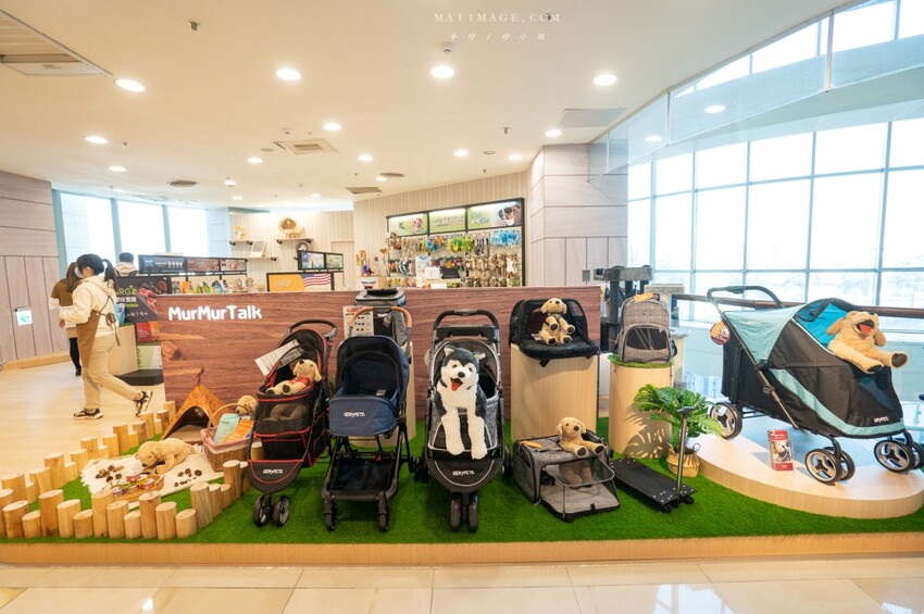 大江國際購物中心Metro walk～桃園青埔必逛購物中心，2023情人節餐廳推薦、桃園賀歲市集一定要帶全家來逛逛