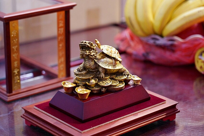 台中少見頂級超跑一字排開！過火祈福超熱鬧，還可以近距離合照