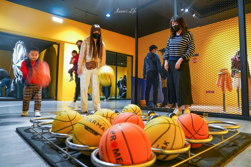 【宜蘭蘇澳│景點】歪歪球。2023宜蘭最新親子景點，12種球類創意遊戲，小孩大人都玩瘋，適合雨天備案