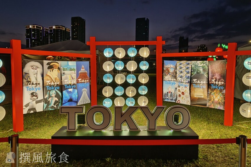 「2023新北燈會」兔來運轉360度旋轉主燈還會眨眼睛！早上熊猴森晚上逛燈會！