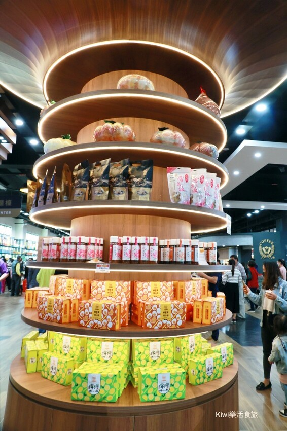 嘉義品皇咖啡觀光工廠｜嘉義景點免費門票，品皇咖啡觀光工廠大崙場，多款經典咖啡試喝