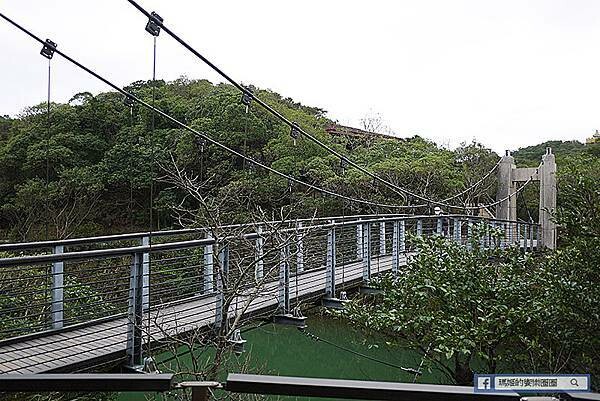 基隆一日遊行程推薦【北觀處掀風潮-聲漫數位藝術特展】湖海灣/情人湖/和平島地質公園-水路串聯遊基隆