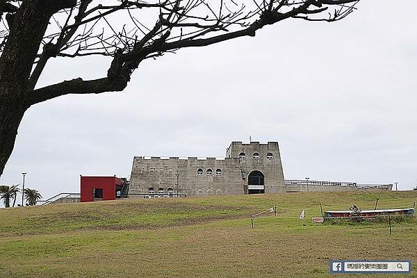 基隆一日遊行程推薦【北觀處掀風潮-聲漫數位藝術特展】湖海灣/情人湖/和平島地質公園-水路串聯遊基隆