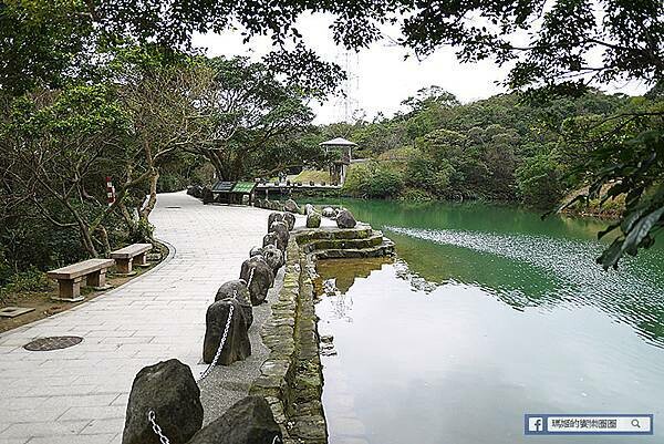 基隆一日遊行程推薦【北觀處掀風潮-聲漫數位藝術特展】湖海灣/情人湖/和平島地質公園-水路串聯遊基隆