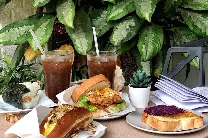 沙發后花園，公益團體、親子旅遊餐廳–焢窯／輕旅行／食農教育。