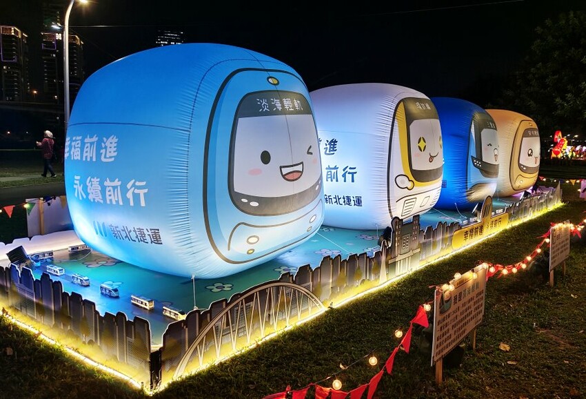 【2023新北燈會】8米高主燈太空兔超好拍!含交通停車、展演資訊!