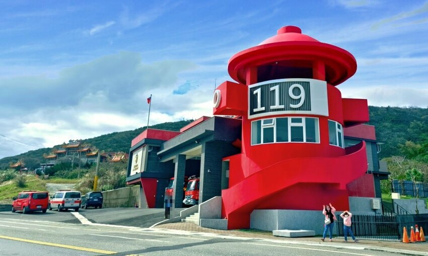 【花蓮景點】豐濱消防隊分隊．最新巨人消防栓網美打卡點!