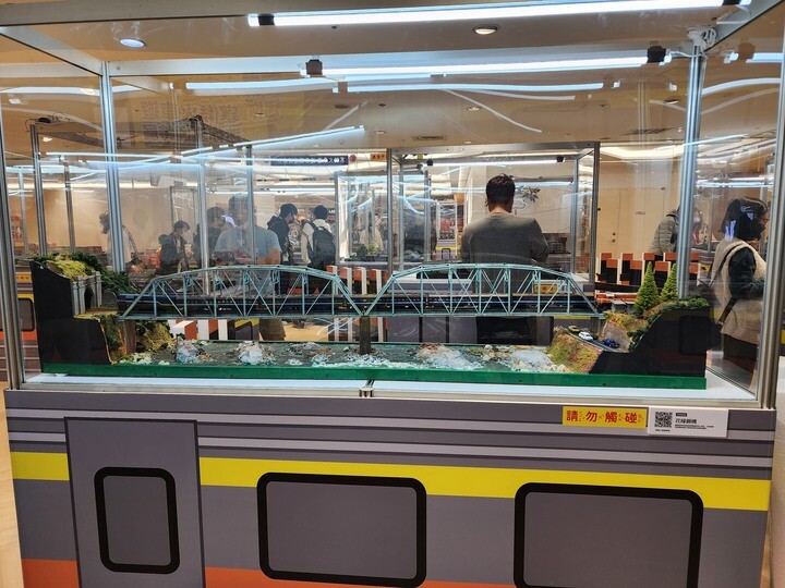 寒假火車遊-迷你鐵道特展 ≤臺灣鐵道模型=新竹站=到了!! 寒假火車遊-迷你鐵道特展 ≤臺灣鐵道模型=新竹站=到了!!