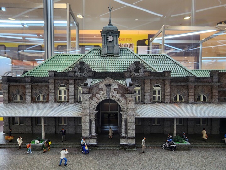 寒假火車遊-迷你鐵道特展 ≤臺灣鐵道模型=新竹站=到了!! 寒假火車遊-迷你鐵道特展 ≤臺灣鐵道模型=新竹站=到了!!