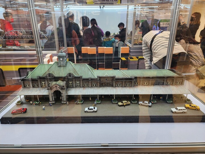 寒假火車遊-迷你鐵道特展 ≤臺灣鐵道模型=新竹站=到了!! 寒假火車遊-迷你鐵道特展 ≤臺灣鐵道模型=新竹站=到了!!