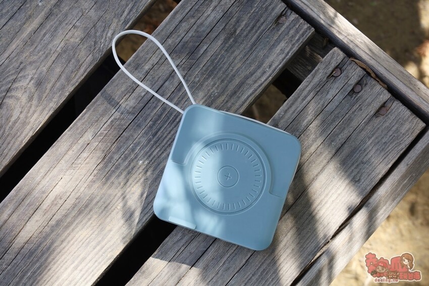 MOZTECH 萬能充 PRO多功能五合一行動電源！旅行出遊神器，一機在手輕巧又便利 - 熱血玩台南。跳躍新世界