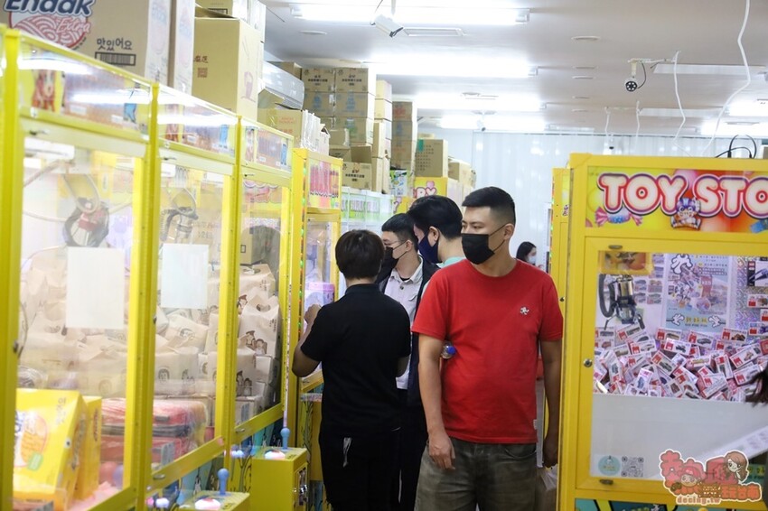 無檔板人氣爆棚好夾的娃娃機店，還有30元夾物金免費拿