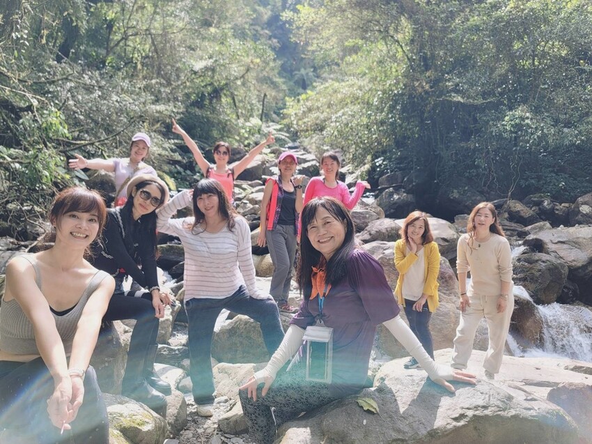 31447.jpg - 【宜蘭】松羅國家步道。平緩好走森林感十足。蕨類植物超級多像隧道的場景超好拍