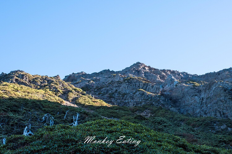 【玉山主峰單攻】一日單攻台灣最高峰，新手百岳攻略行前準備，申請、交通、裝備 - 貪吃猴的幻想