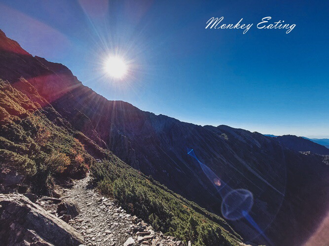 【玉山主峰單攻】一日單攻台灣最高峰，新手百岳攻略行前準備，申請、交通、裝備 - 貪吃猴的幻想