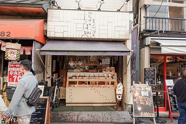 DSC08605 (2) DSC08605 (2)