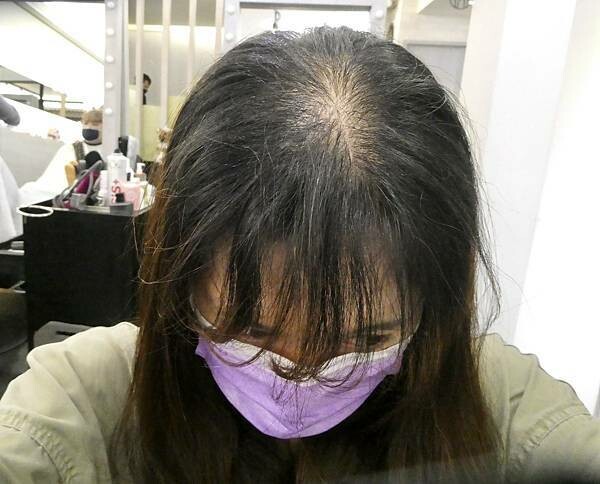 板橋府中染髮推薦/居髮廊-板橋店/阿丹設計師親自打造Jessica質感髮色/修剪瀏海/網美質感光澤秀髮