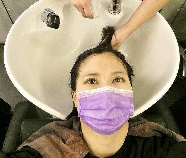 板橋府中染髮推薦/居髮廊-板橋店/阿丹設計師親自打造Jessica質感髮色/修剪瀏海/網美質感光澤秀髮