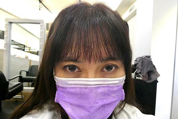板橋府中染髮推薦/居髮廊-板橋店/阿丹設計師親自打造Jessica質感髮色/修剪瀏海/網美質感光澤秀髮