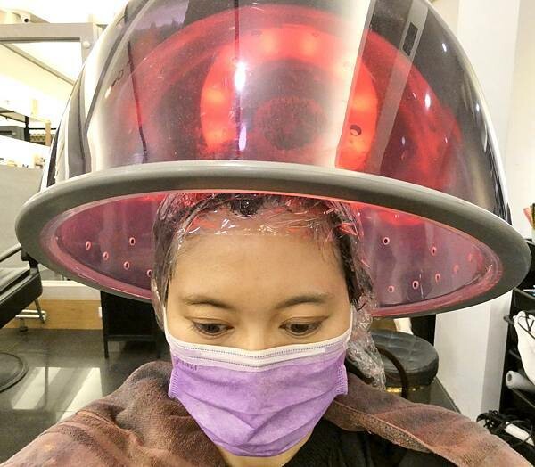 板橋府中染髮推薦/居髮廊-板橋店/阿丹設計師親自打造Jessica質感髮色/修剪瀏海/網美質感光澤秀髮