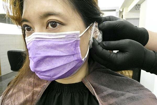 板橋府中染髮推薦/居髮廊-板橋店/阿丹設計師親自打造Jessica質感髮色/修剪瀏海/網美質感光澤秀髮