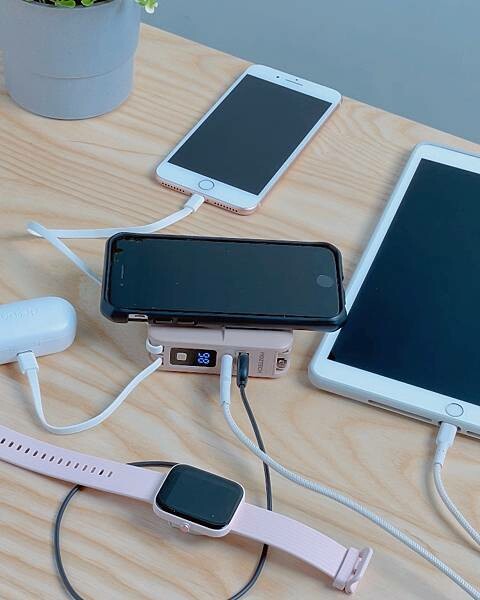3C家電 MOZTECH 優惠 行動電源 旅行 9.jpeg