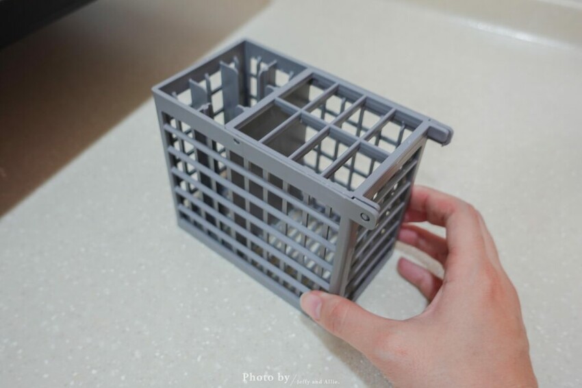 【質感家電】HERAN禾聯HDW-06BT010洗碗機，獨立熱風烘乾、UV殺菌燈、360度雙噴洗臂 ，洗碗＋烘碗＋碗櫥！