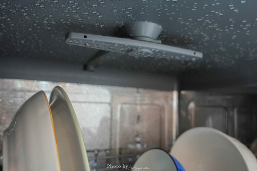 【質感家電】HERAN禾聯HDW-06BT010洗碗機，獨立熱風烘乾、UV殺菌燈、360度雙噴洗臂 ，洗碗＋烘碗＋碗櫥！