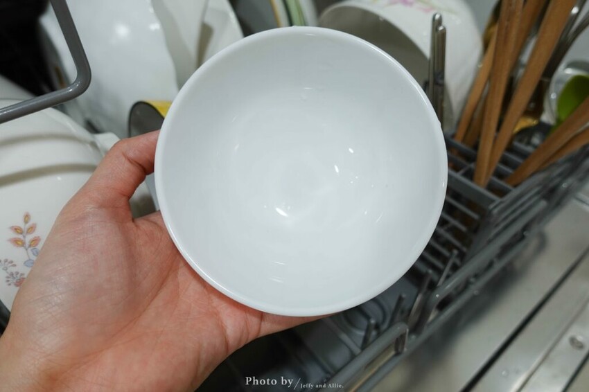 【質感家電】HERAN禾聯HDW-06BT010洗碗機，獨立熱風烘乾、UV殺菌燈、360度雙噴洗臂 ，洗碗＋烘碗＋碗櫥！