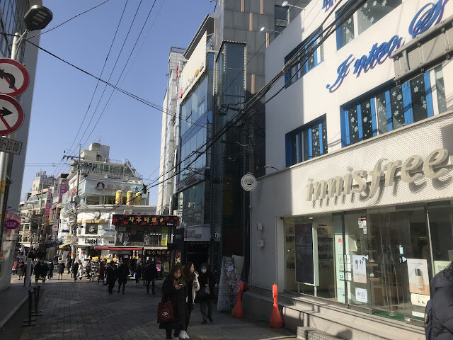 韓國首爾行-弘大商圈，年輕流行文化的聚集地