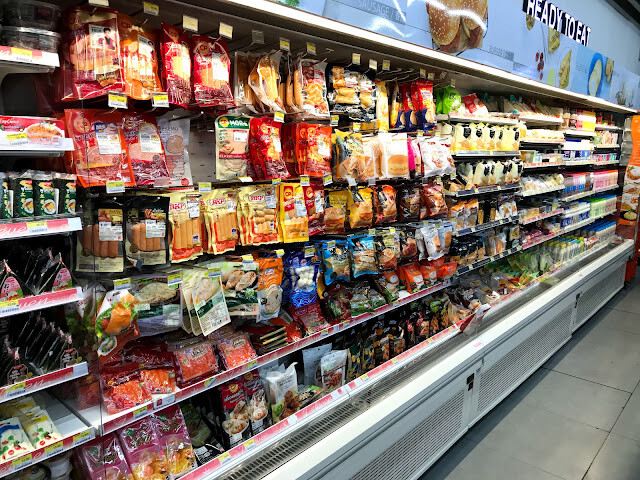 三天兩夜曼谷快閃遊-(一)廊曼機場7-11超商美食、大清早膜拜四面佛