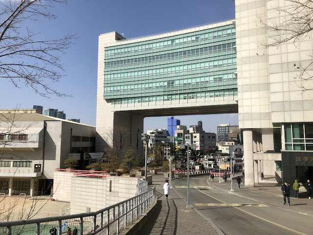 韓國首爾行-弘大商圈，年輕流行文化的聚集地