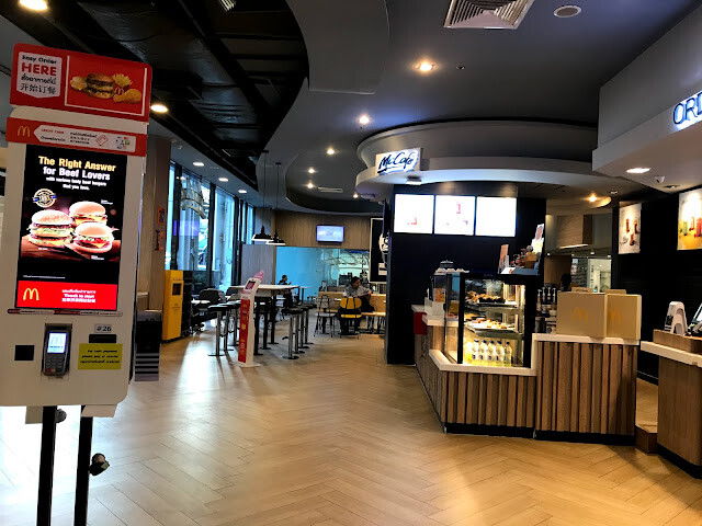 三天兩夜曼谷快閃遊-(一)廊曼機場7-11超商美食、大清早膜拜四面佛