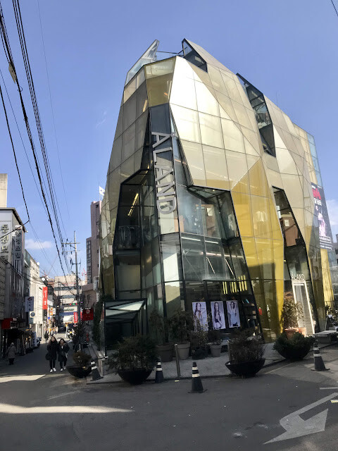 韓國首爾行-弘大商圈，年輕流行文化的聚集地