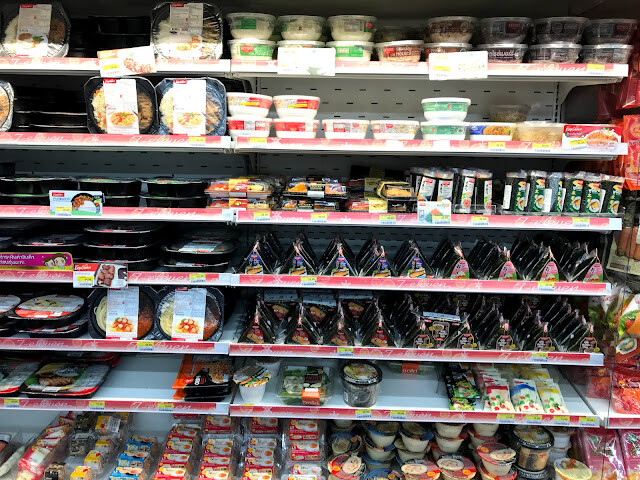 三天兩夜曼谷快閃遊-(一)廊曼機場7-11超商美食、大清早膜拜四面佛