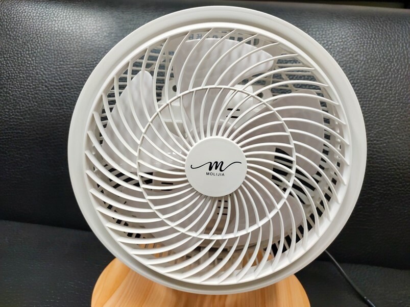【開箱】MOLIJIA魔力家M187全自動DC直流變頻循環風扇木紋款，9吋桌上型好用DC風扇開箱
