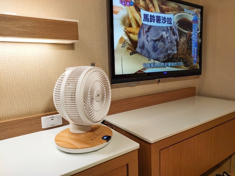 【開箱】MOLIJIA魔力家M187全自動DC直流變頻循環風扇木紋款，9吋桌上型好用DC風扇開箱