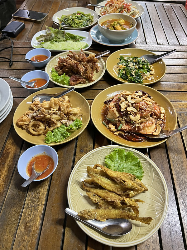 【亞洲，泰國，普吉島Phuket】Nam YOI Restaurant（Naam Yoi）ร้านอาหารน้ำย้อย，越在地化，越國際化的米其