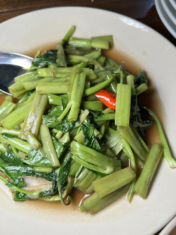 【亞洲，泰國，普吉島Phuket】Nam YOI Restaurant（Naam Yoi）ร้านอาหารน้ำย้อย，越在地化，越國際化的米其