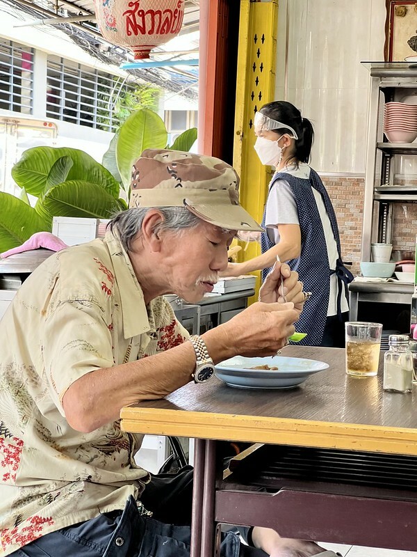 【亞洲，泰國，曼谷】澤記酒家/ Chakki /จ๊ากกี่ ，港式泰美味的米其林必比登（Michelin Bib Gourmand ）餐廳。(泰國自由行/疫情後的旅行/曼谷美食）