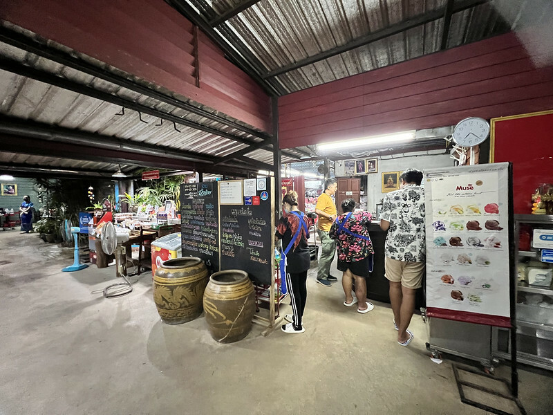 【亞洲，泰國，普吉島Phuket】Nam YOI Restaurant（Naam Yoi）ร้านอาหารน้ำย้อย，越在地化，越國際化的米其