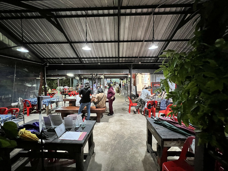 【亞洲，泰國，普吉島Phuket】Nam YOI Restaurant（Naam Yoi）ร้านอาหารน้ำย้อย，越在地化，越國際化的米其
