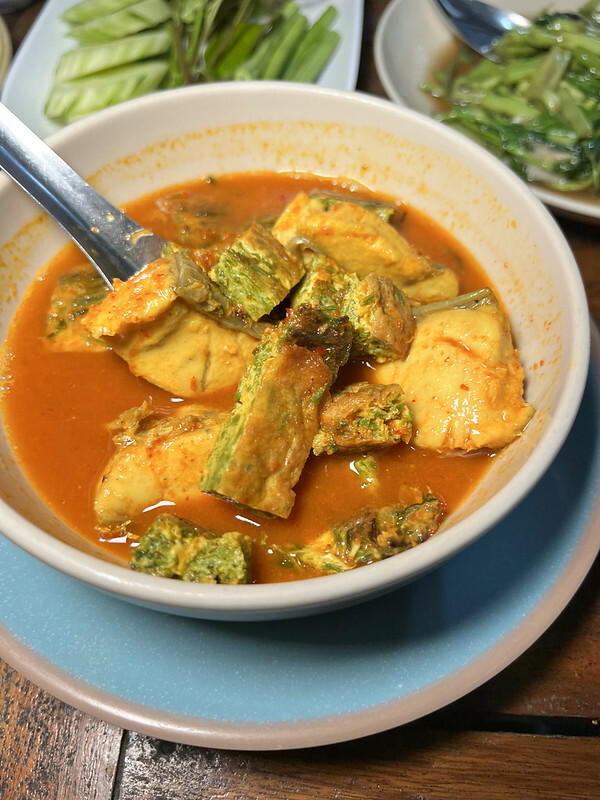 【亞洲，泰國，普吉島Phuket】Nam YOI Restaurant（Naam Yoi）ร้านอาหารน้ำย้อย，越在地化，越國際化的米其