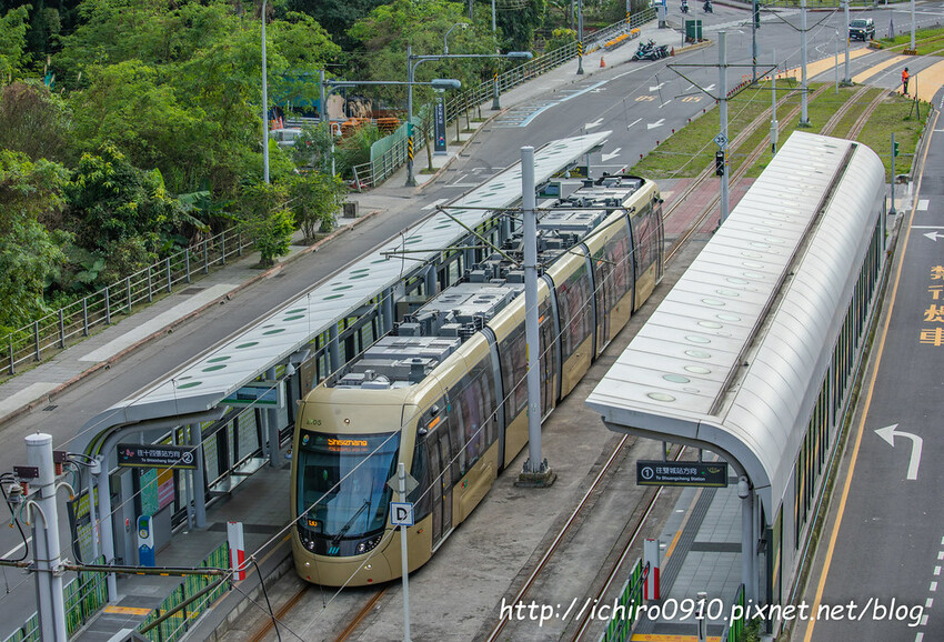 【新北景點】安坑輕軌通車‧路線圖‧票價表‧裝置藝術│十四張‧新和國小‧陽光運動公園‧安康‧景文科大‧耕莘安康