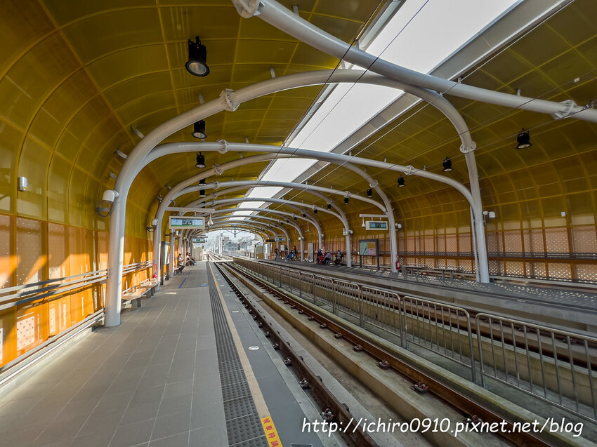 【新北景點】安坑輕軌通車‧路線圖‧票價表‧裝置藝術│十四張‧新和國小‧陽光運動公園‧安康‧景文科大‧耕莘安康