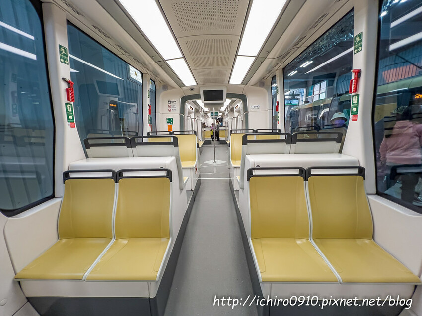 【新北景點】安坑輕軌通車‧路線圖‧票價表‧裝置藝術│十四張‧新和國小‧陽光運動公園‧安康‧景文科大‧耕莘安康