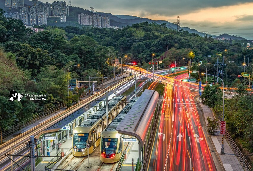 【新北景點】安坑輕軌通車‧路線圖‧票價表‧裝置藝術│十四張‧新和國小‧陽光運動公園‧安康‧景文科大‧耕莘安康