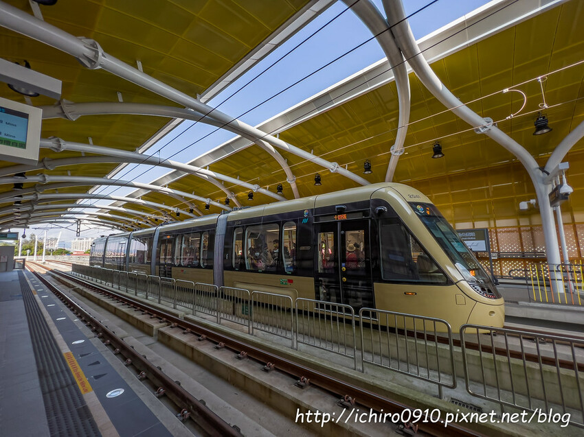 【新北景點】安坑輕軌通車‧路線圖‧票價表‧裝置藝術│十四張‧新和國小‧陽光運動公園‧安康‧景文科大‧耕莘安康